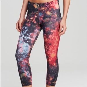 Onzie space solar Capri leggings s/m